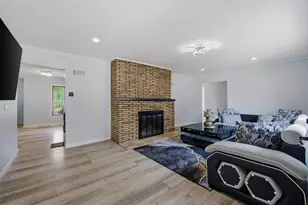 217 N Church Rd, Bensenville, IL 60106 - Photo 9