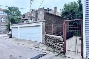 7915 S Langley Ave, Chicago, IL 60619 - Photo 15