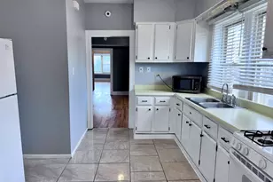 7915 S Langley Ave, Chicago, IL 60619 - Photo 13