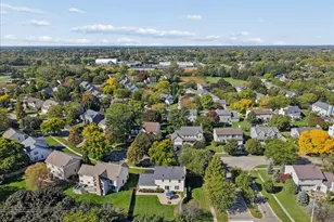 359 Banbury Ln, Grayslake, IL 60030 - Photo 25