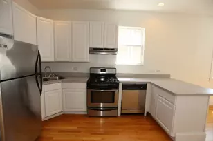 3446 N Bell Ave, Chicago, IL 60618 - Photo 3