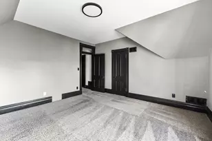 113 Elm St, Elgin, IL 60123 - Photo 7