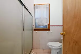10335 S Hoxie Ave, Chicago, IL 60617 - Photo 15
