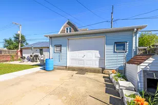 10335 S Hoxie Ave, Chicago, IL 60617 - Photo 25