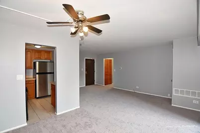 1460 Fairlane Drive #324, Schaumburg, IL 60193 - Photo 5