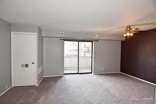 1460 Fairlane Dr, Schaumburg, IL 60193 - Photo 3