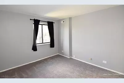 1460 Fairlane Drive #324, Schaumburg, IL 60193 - Photo 9