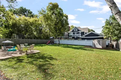 423 S 4th Avenue, Libertyville, IL 60048 - Photo 31