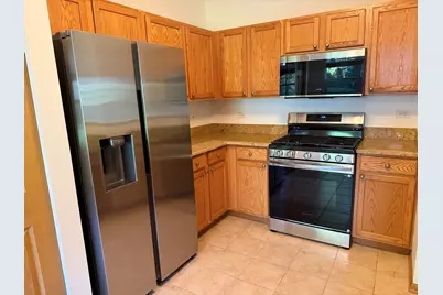 1971 Golden Gate Lane #1971, Naperville, IL 60563 - Photo 5