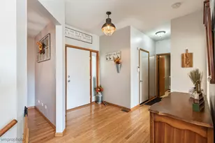 3709 Dorchester Pl, McHenry, IL 60050 - Photo 3