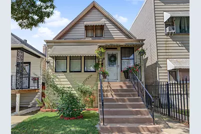 10414 S Ewing Avenue, Chicago, IL 60617 - Photo 1