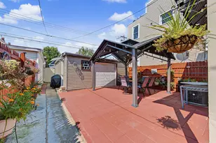10414 S Ewing Ave, Chicago, IL 60617 - Photo 17
