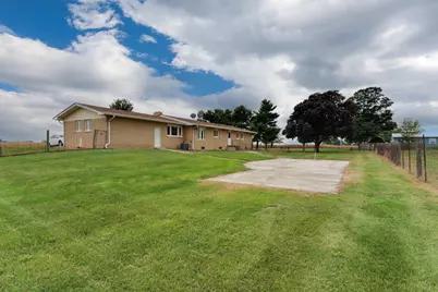 19790 E 1400 North Road, Bloomington, IL 61705 - Photo 23