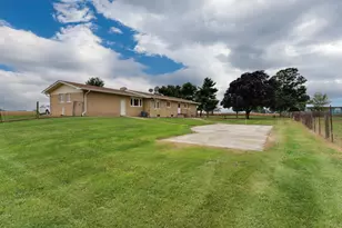 19790 E 1400 North Rd, Bloomington, IL 61705 - Photo 23