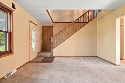 147 W Hubbard Street, Amboy, IL 61310 - Photo 13