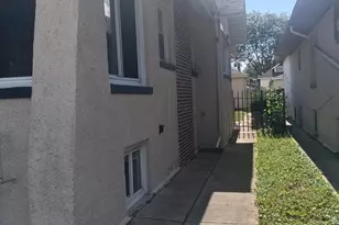 3033 W 54th St, Chicago, IL 60632 - Photo 3
