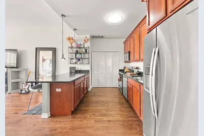 2510 W Irving Park Road #306, Chicago, IL 60618 - Photo 5