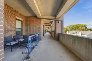 2510 W Irving Park Rd, Chicago, IL 60618 - Photo 25