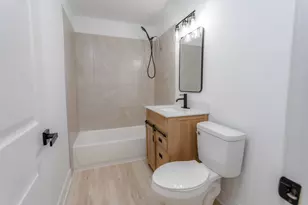 2406 Algonquin Rd, Rolling Meadows, IL 60008 - Photo 19