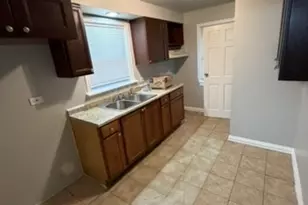 510 W 128th Pl, Chicago, IL 60628 - Photo 5