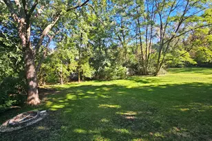1105 S Hough St, Barrington, IL 60010 - Photo 25