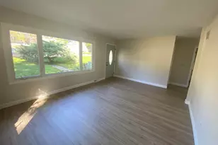 27641 W Bayview Dr, Ingleside, IL 60041 - Photo 7