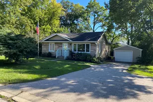 27641 W Bayview Dr, Ingleside, IL 60041 - Photo 1