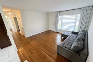 6101 W 81st Pl, Burbank, IL 60459 - Photo 3