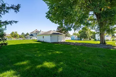 406 E Cherry Street, Chatsworth, IL 60921 - Photo 7