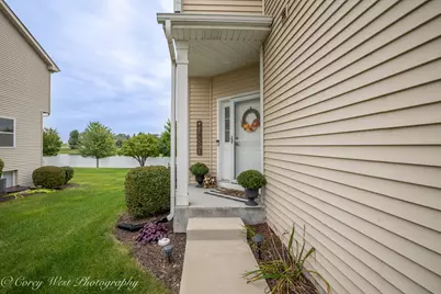 1147 Freedom Road, Elburn, IL 60119 - Photo 3