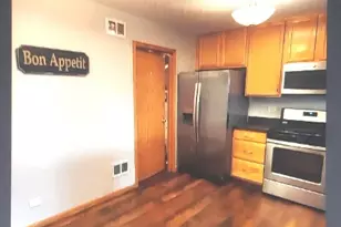 32457 N Rushmore Ave, Lakemoor, IL 60051 - Photo 7