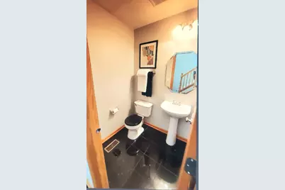 32457 N Rushmore Avenue, Lakemoor, IL 60051 - Photo 9