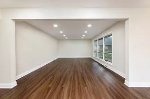 1501 W Talcott Rd, Park Ridge, IL 60068 - Photo 3