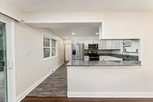 1501 W Talcott Rd, Park Ridge, IL 60068 - Photo 9