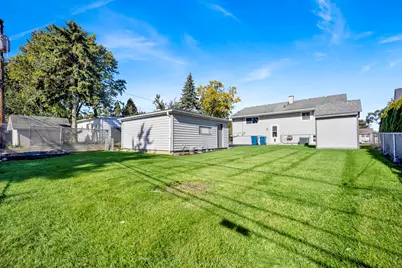 427 E Fullerton Avenue, Glendale Heights, IL 60139 - Photo 31
