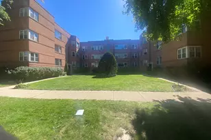 2637 W Fitch Ave, Chicago, IL 60645 - Photo 1
