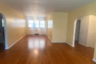 2637 W Fitch Ave, Chicago, IL 60645 - Photo 9