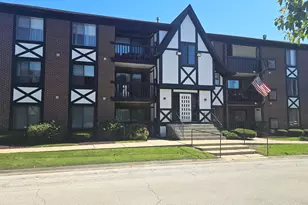 13615 Lamon Ave, Crestwood, IL 60418 - Photo 1