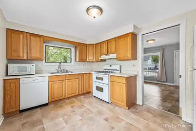 429 W Ottawa Street, Sycamore, IL 60178 - Photo 11