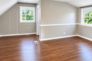 815 N Kennicott Ave, Arlington Heights, IL 60004 - Photo 3