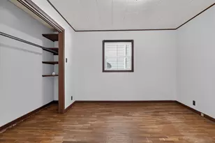 510 1/2 E Mulberry St, Bloomington, IL 61701 - Photo 17