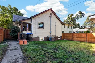 510 1/2 E Mulberry St, Bloomington, IL 61701 - Photo 27