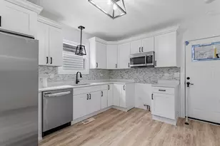 [Address not provided], Chicago, IL 60628 - Photo 9