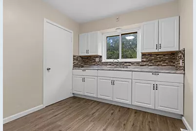 2922 Hillside Court, Rockford, IL 61108 - Photo 5