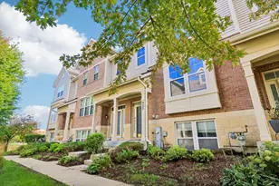 905 Indigo Ct, Hanover Park, IL 60133 - Photo 3
