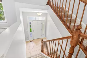 905 Indigo Ct, Hanover Park, IL 60133 - Photo 5