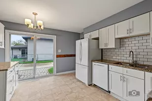 17921 66th Ct, Tinley Park, IL 60477 - Photo 9
