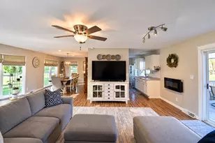 114 Eugene St, Towanda, IL 61776 - Photo 3