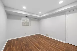 1510 W Addison St, Chicago, IL 60613 - Photo 13