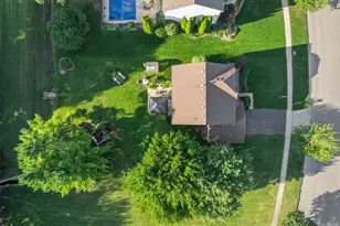 2103 Olde Mill Ln, McHenry, IL 60050 - Photo 29